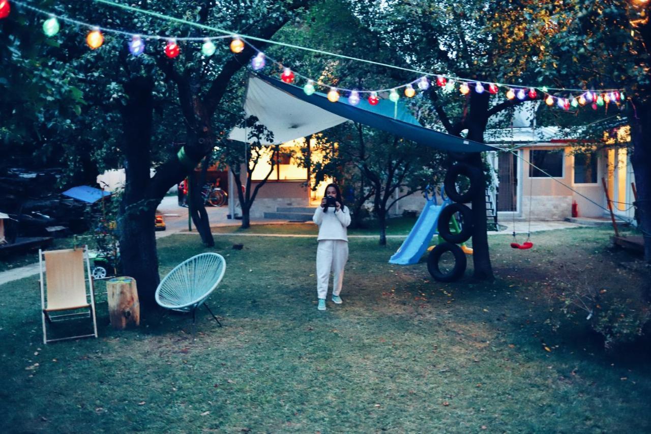 Hotel Dragonfly Gardens - The Wagons Braşov Esterno foto